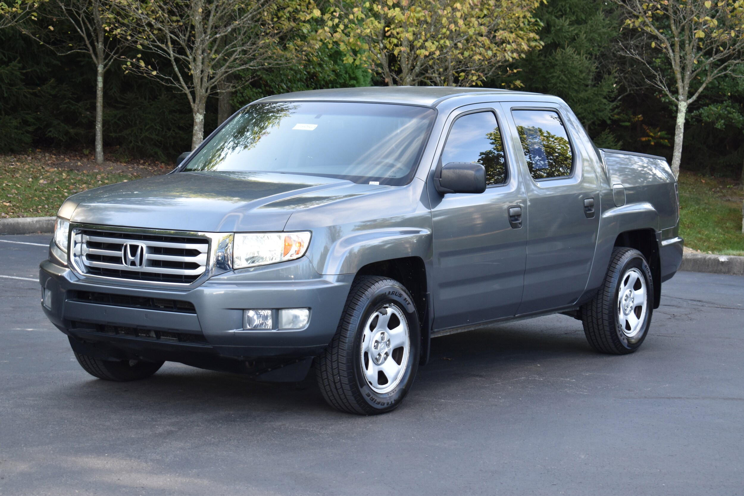 2012 Honda Ridgeline RT photo 2