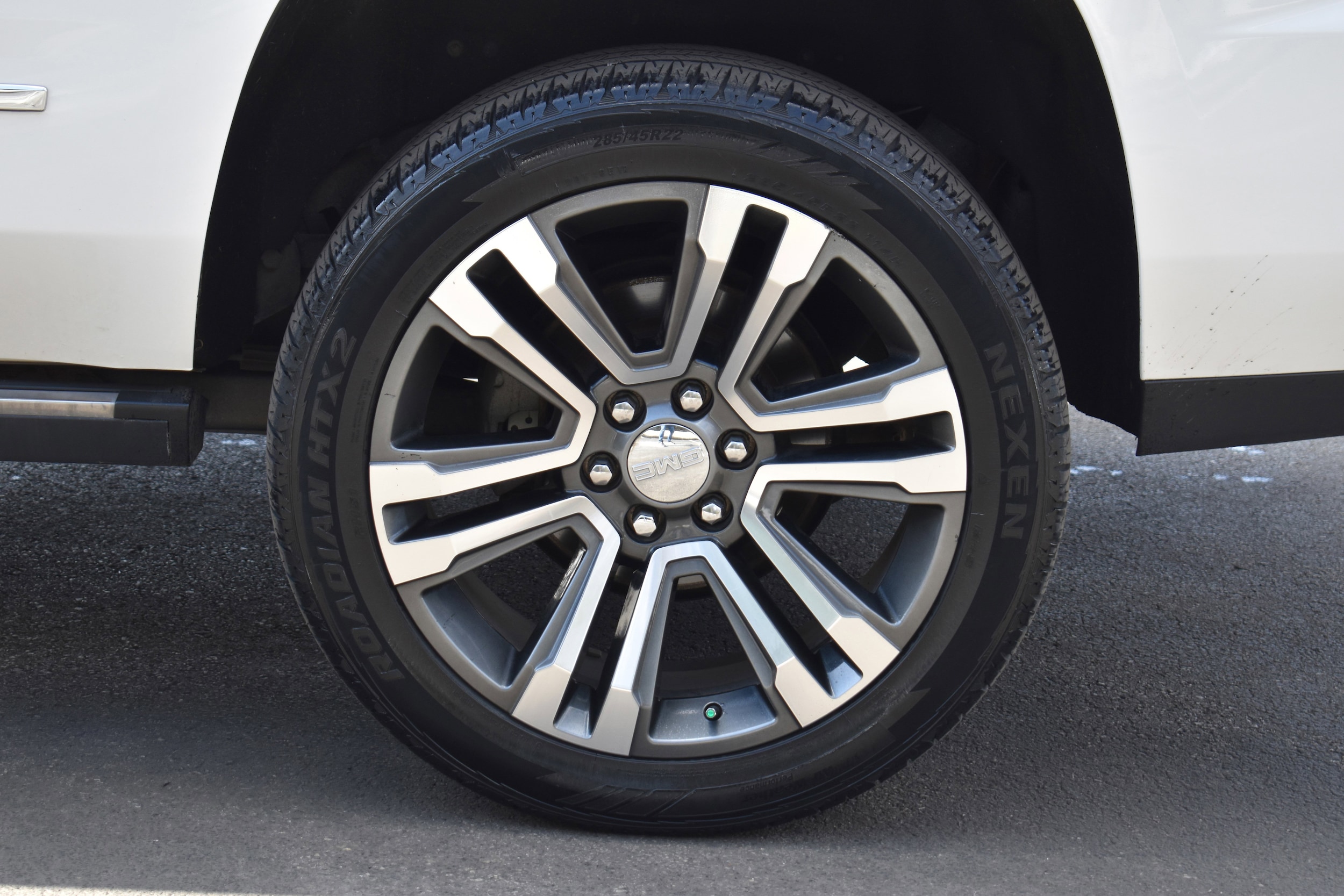 2019 GMC Yukon Denali - Photo 47