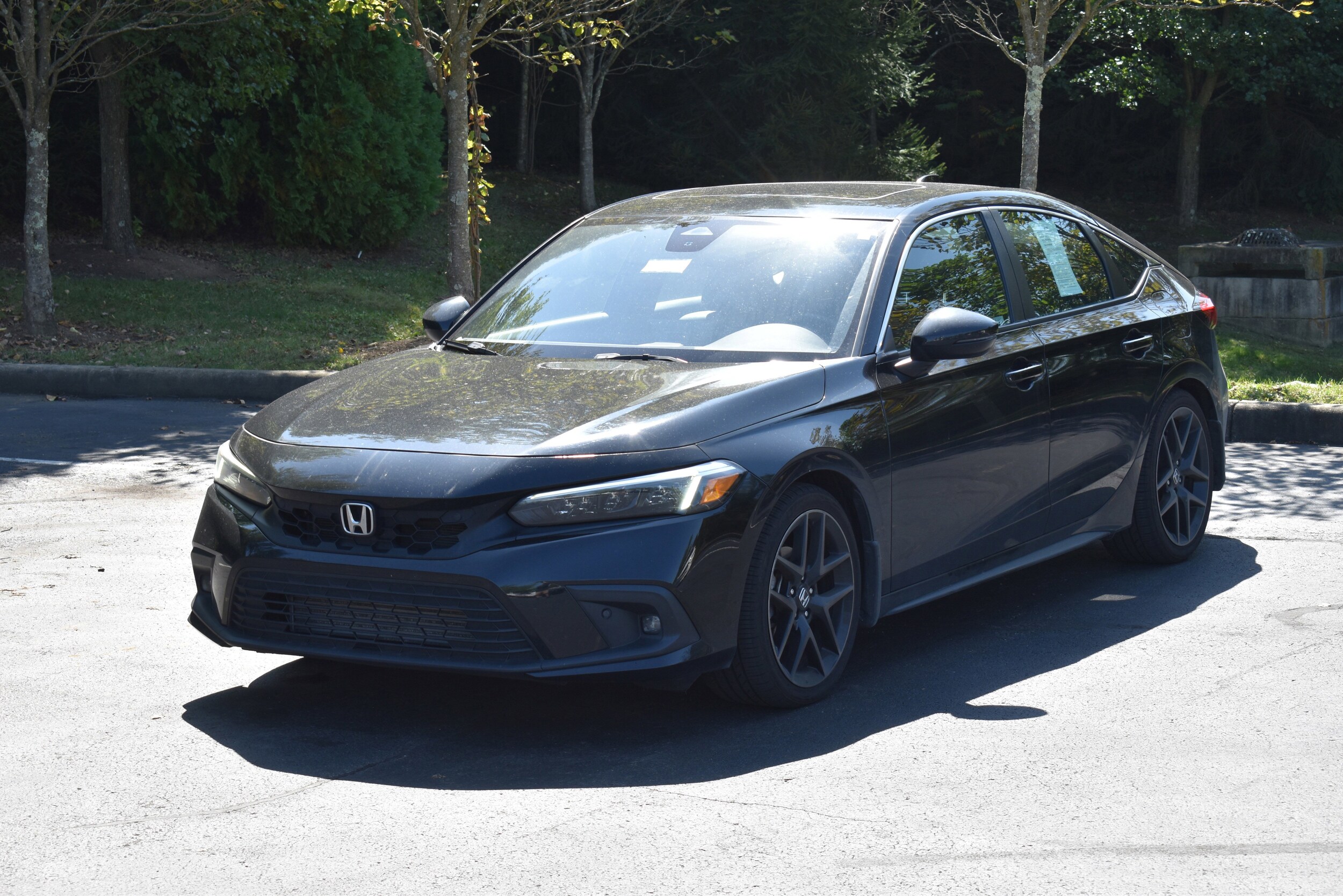 2022 Honda Civic Sport Touring Hatchback photo 2