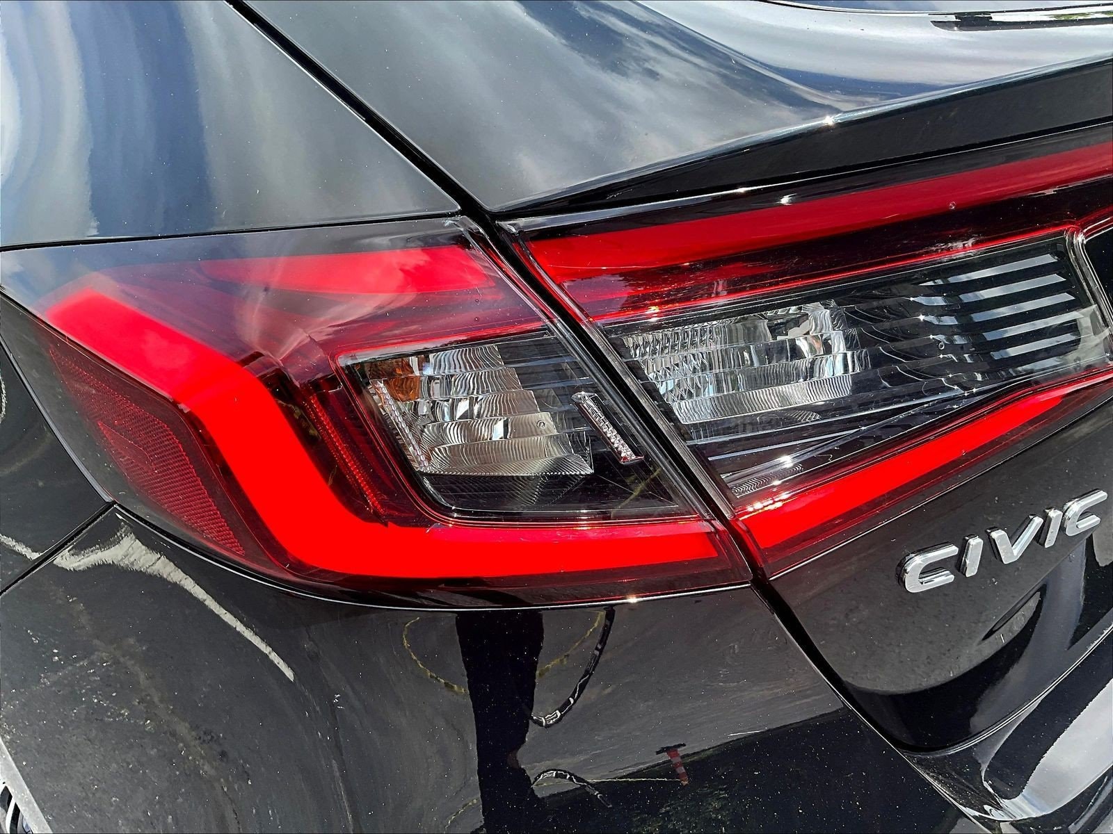 2024 Honda Civic Hatchback EX-L - Photo 25
