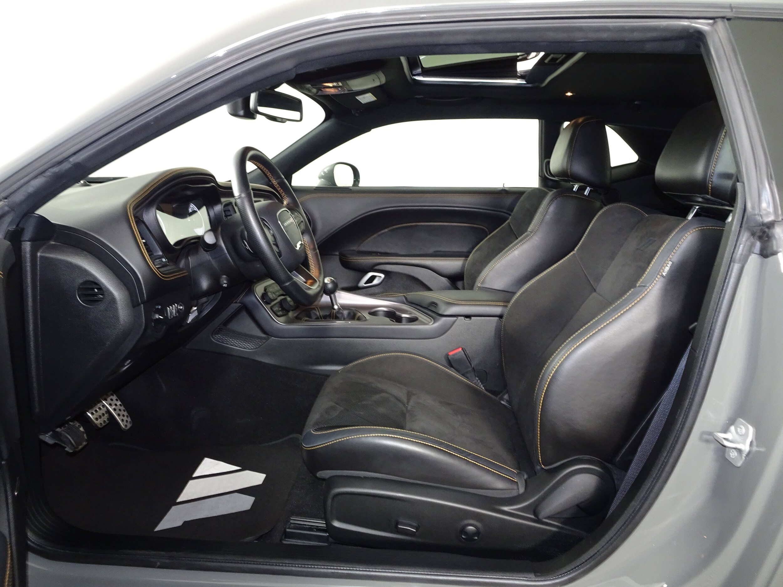 2023 Dodge Challenger R/T Scat Pack photo 4