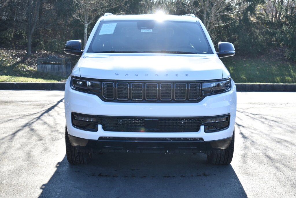 Used 2025 Jeep Wagoneer L Series II SUV