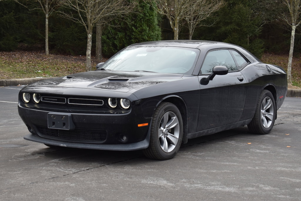 Used 2015 Dodge Challenger SXT Coupe