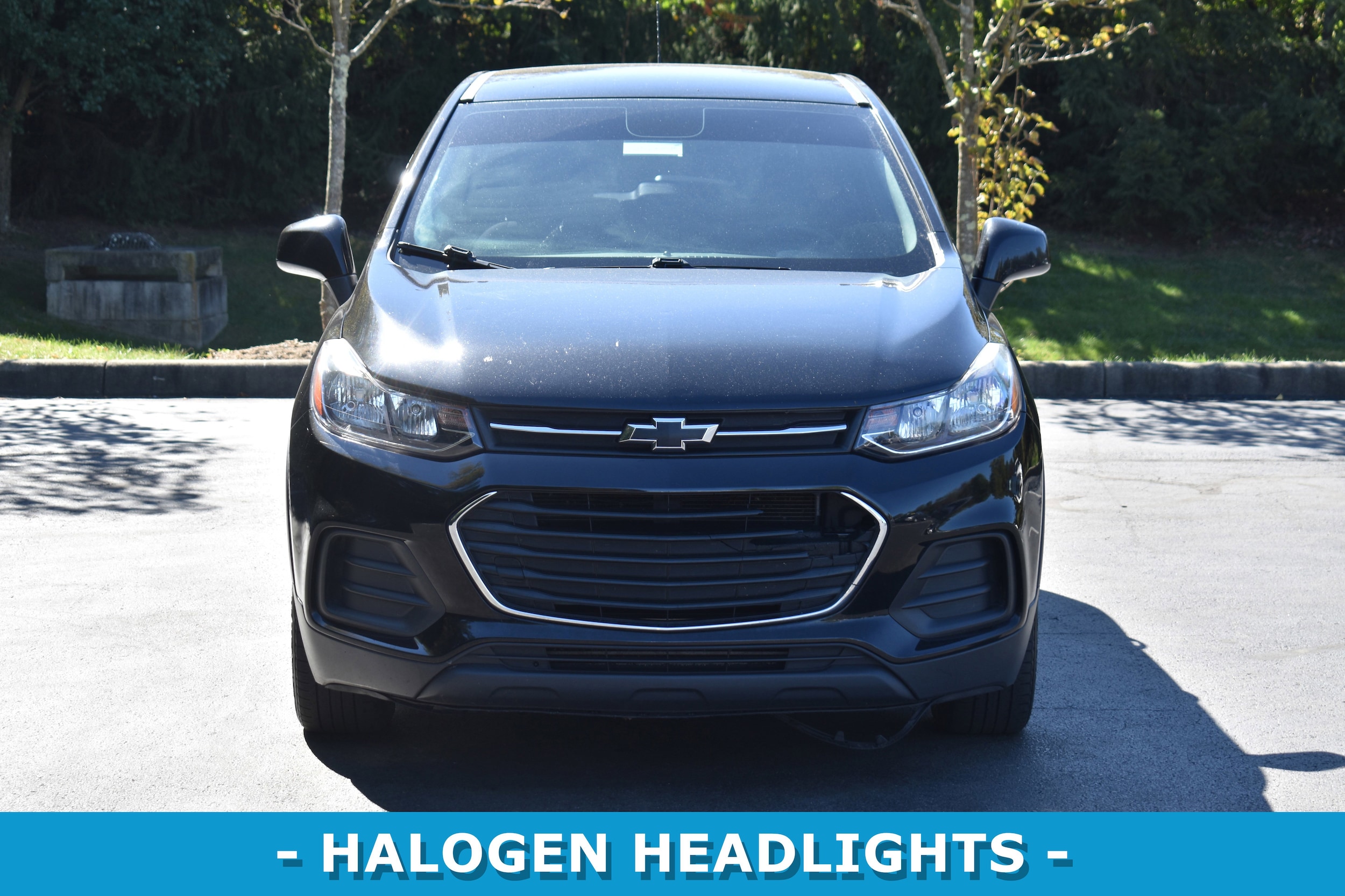 Used 2019 Chevrolet Trax LS with VIN 3GNCJNSB9KL209563 for sale in Florence, KY