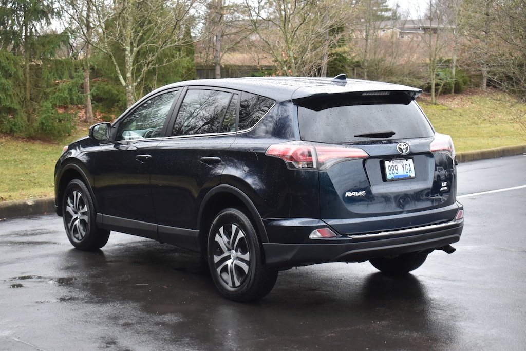Used 2018 Toyota RAV4 LE SUV
