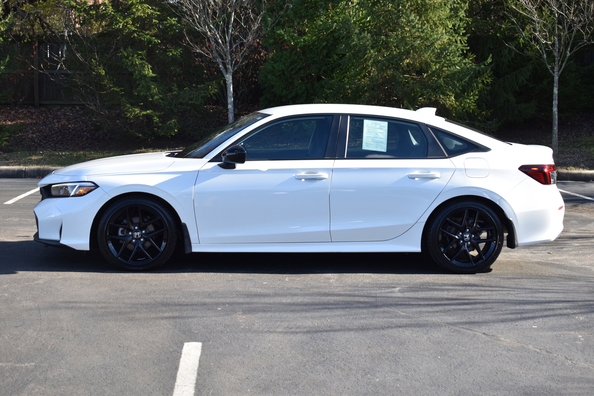 2025 Honda Civic Sport photo 4
