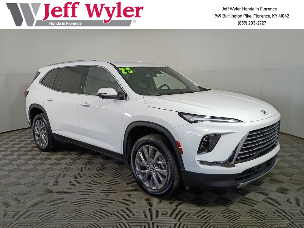 Used 2025 Buick Enclave Preferred SUV