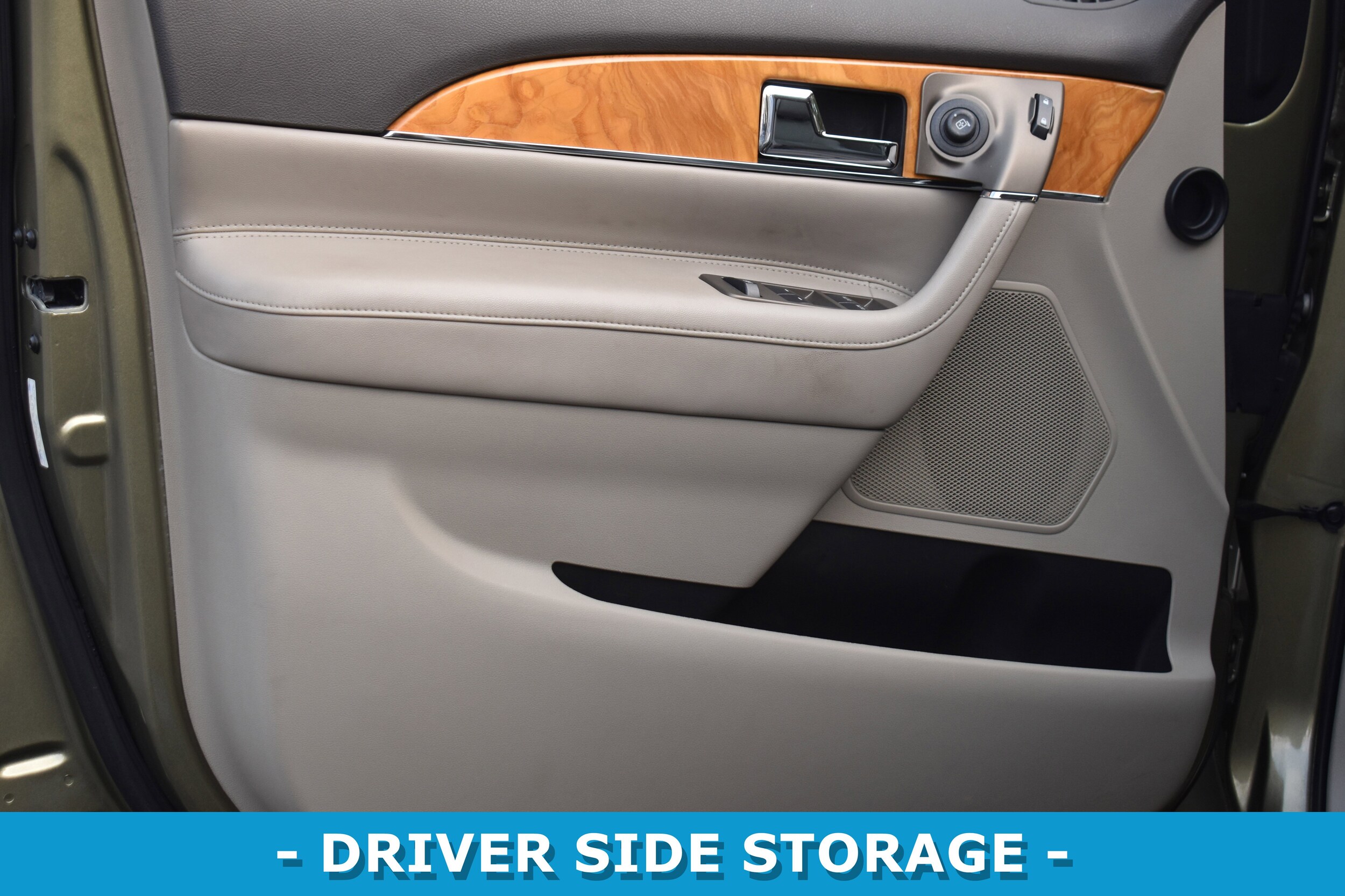 2013 Lincoln MKX Base photo 4