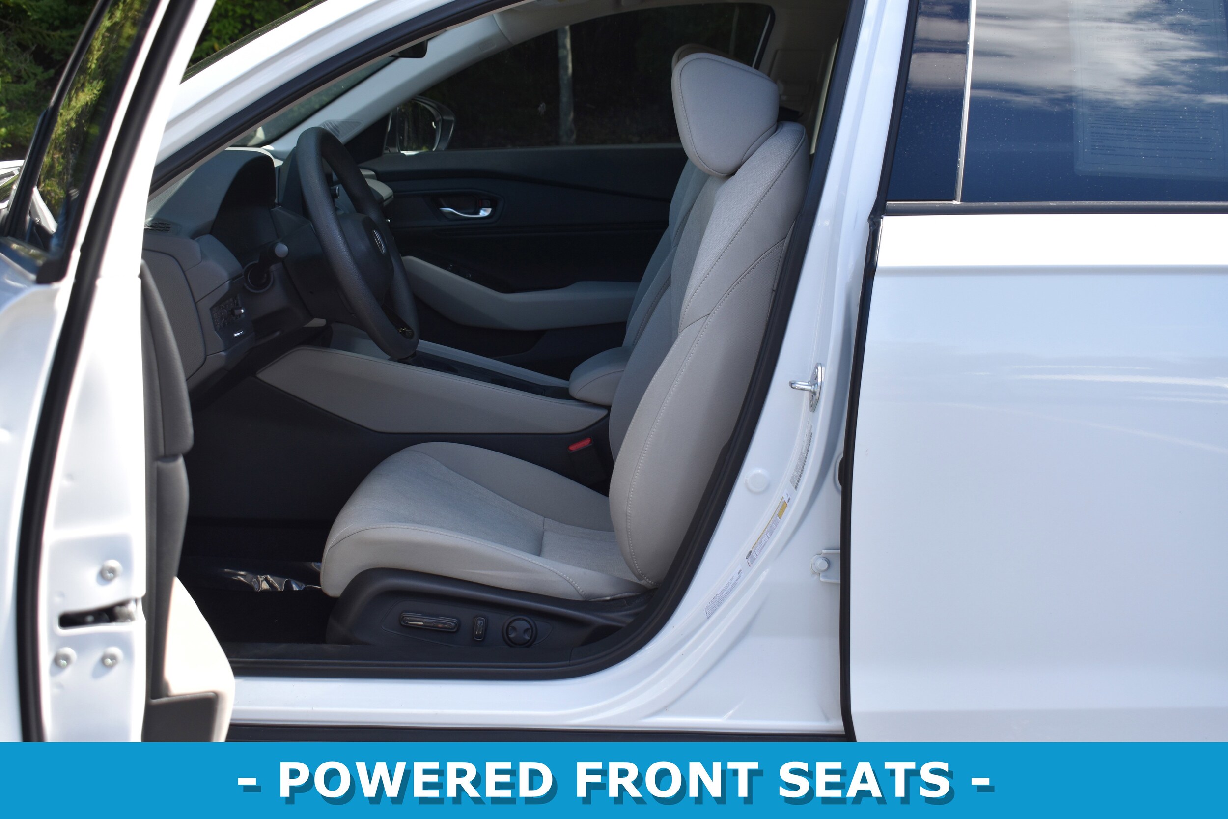2023 Honda Accord EX photo 4