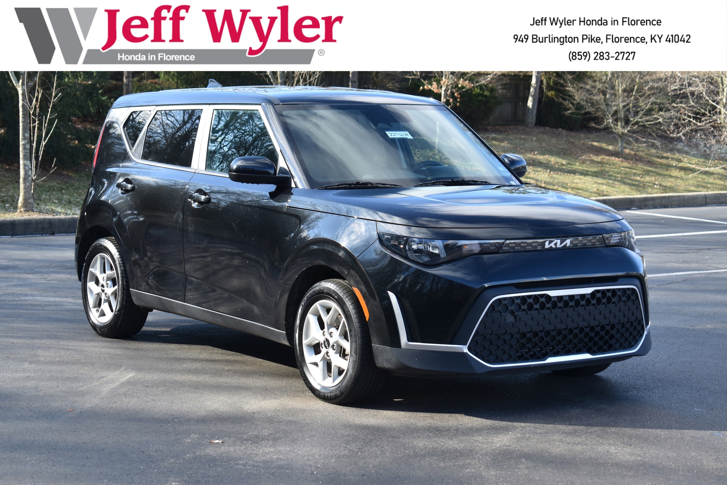 2024 Kia Soul LX's photo