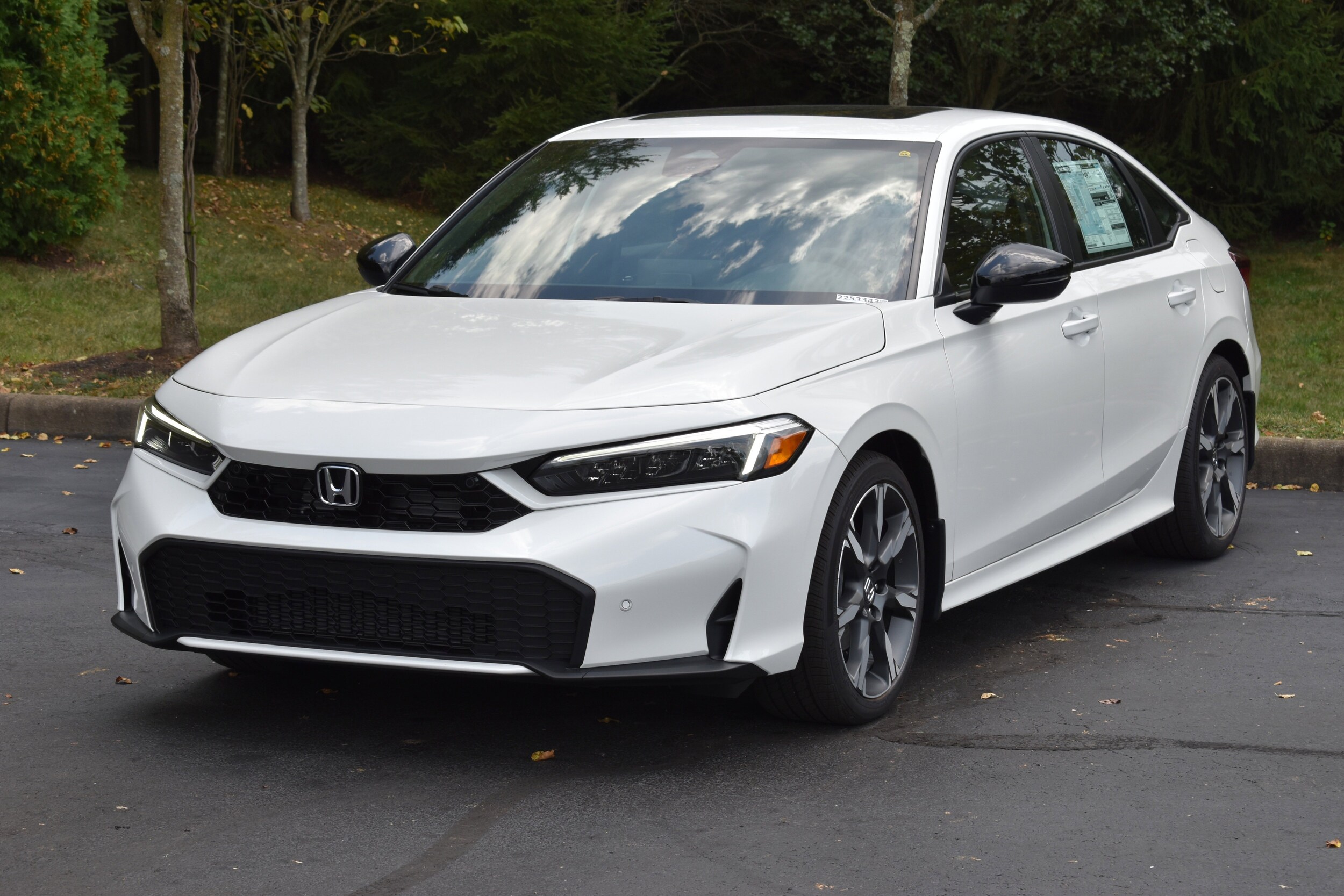 2026 Honda Civic Hybrid Sport photo 3