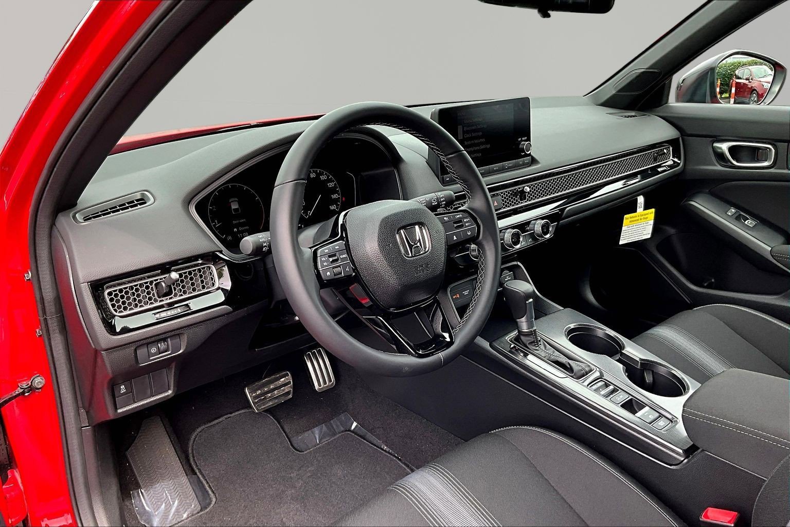 2026 Honda Civic Hatchback Sport - Photo 17