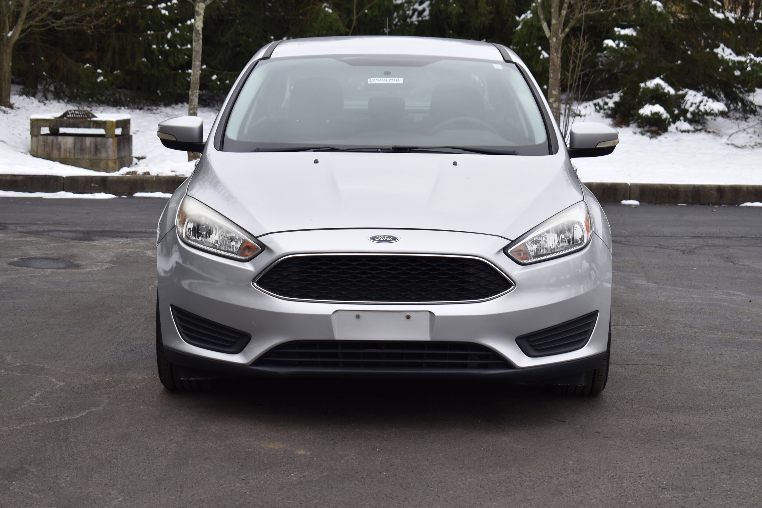 2015 Ford Focus SE photo 2