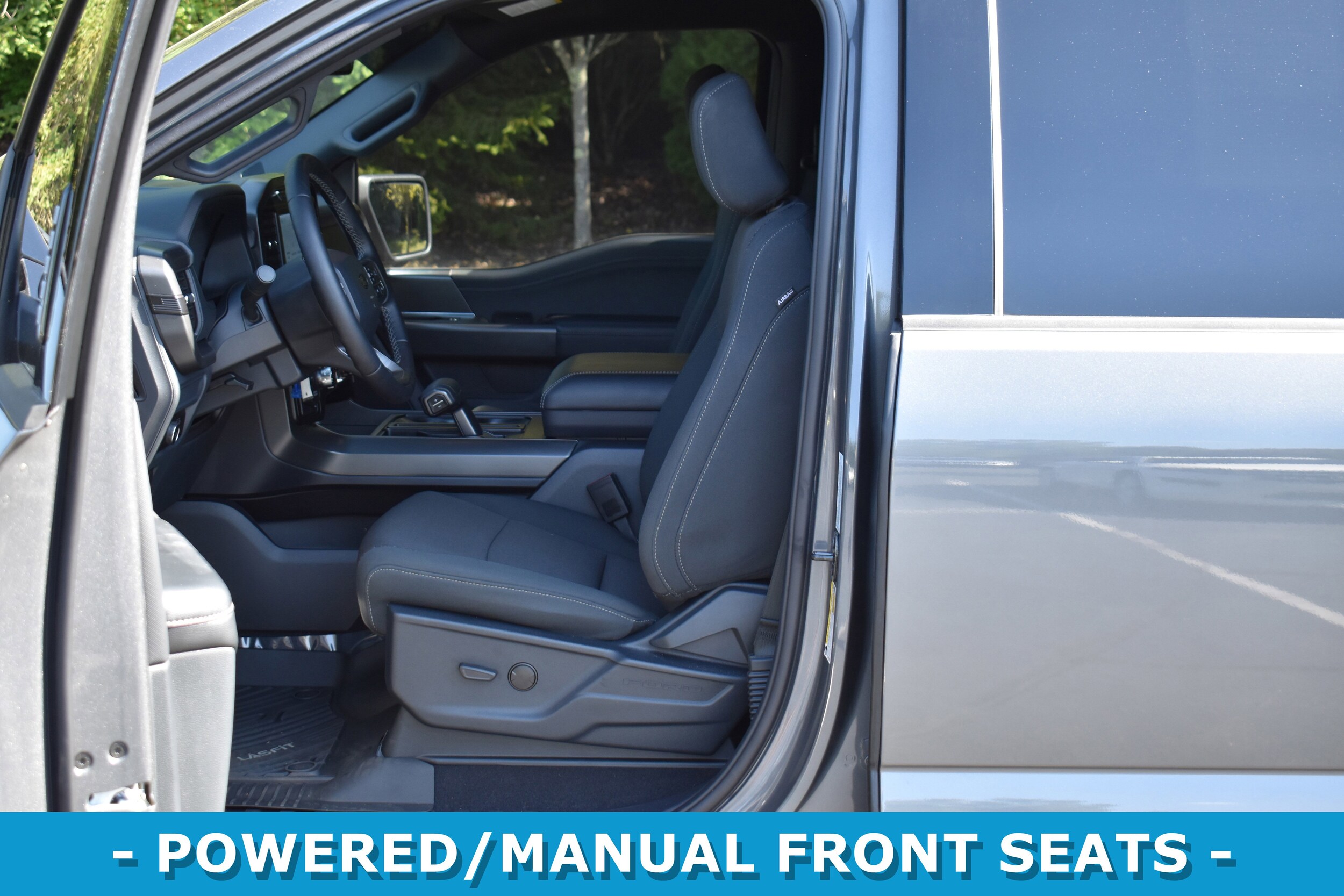 2024 Ford F-150 XLT photo 2