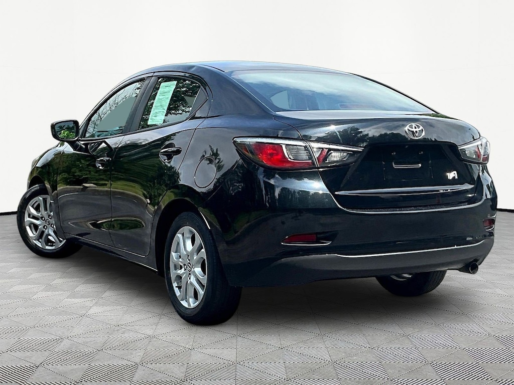 Used 2017 Toyota Yaris iA Base Sedan