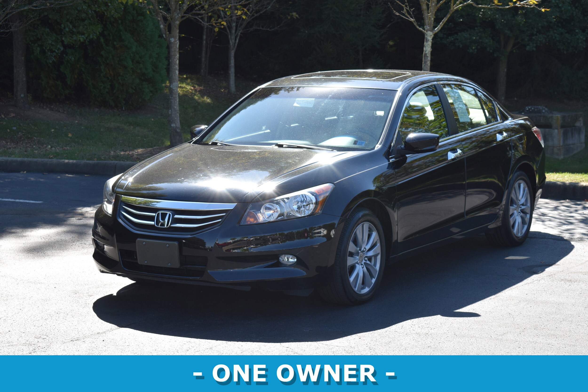 2012 Honda Accord EX-L photo 3