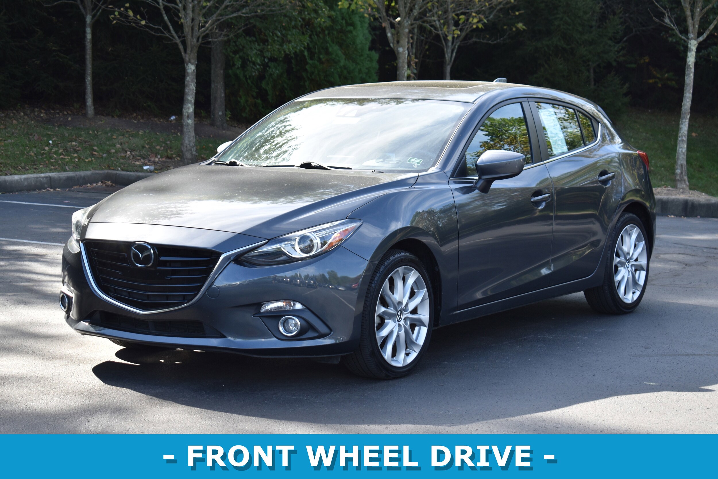 2015 Mazda Mazda3 s Grand Touring Hatchback photo 3