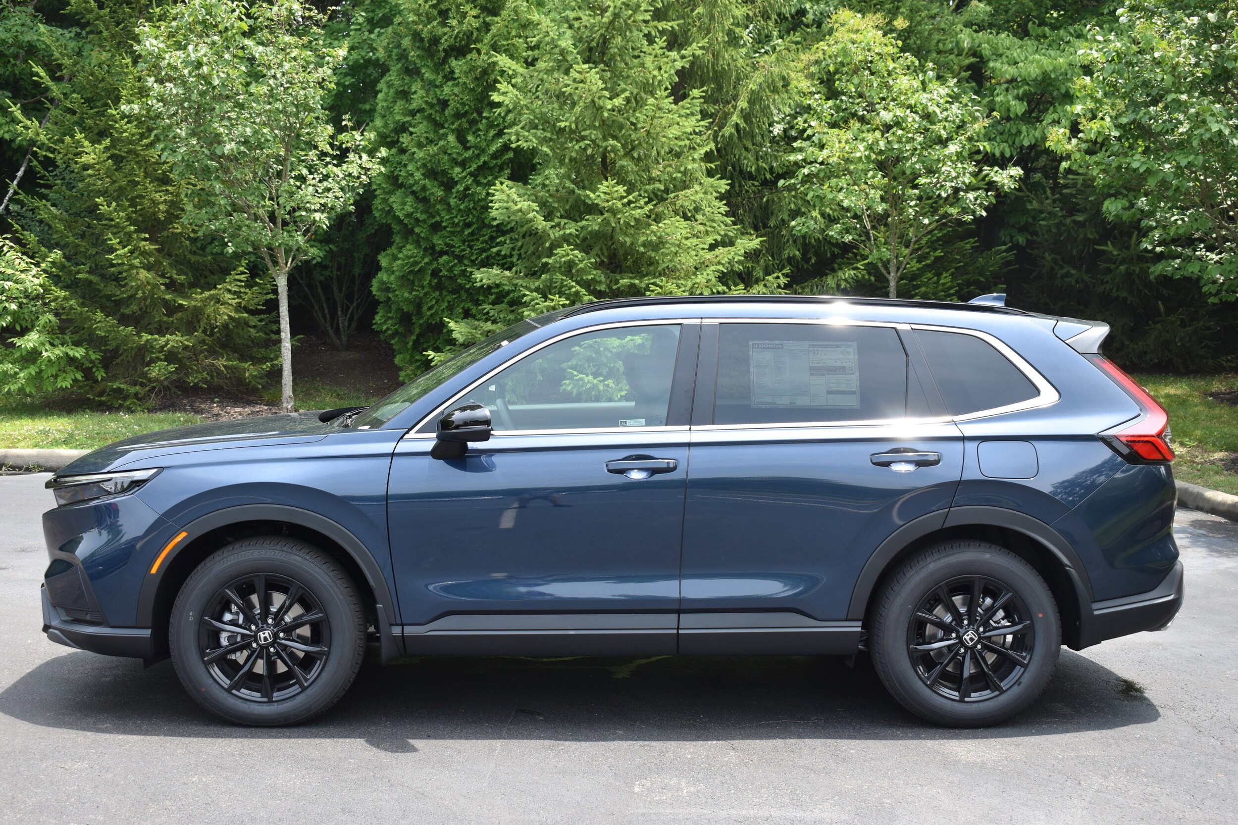 2025 Honda CR-V Hybrid Sport-L photo 4