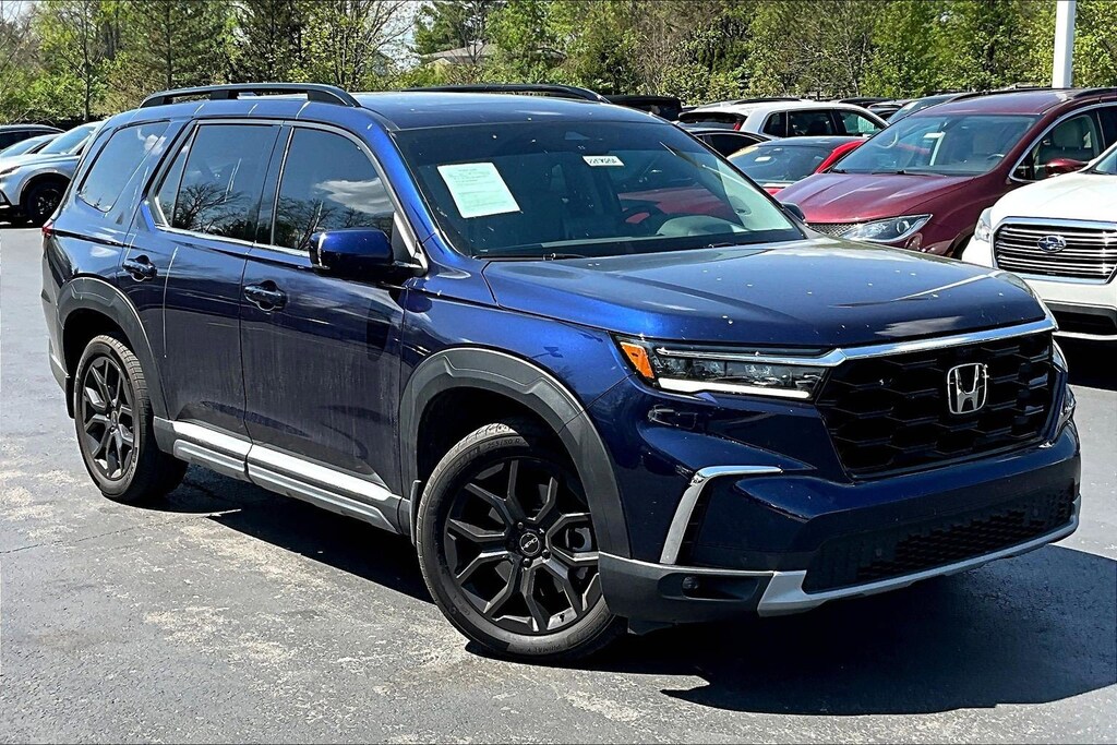 Used 2025 Honda Pilot Elite SUV