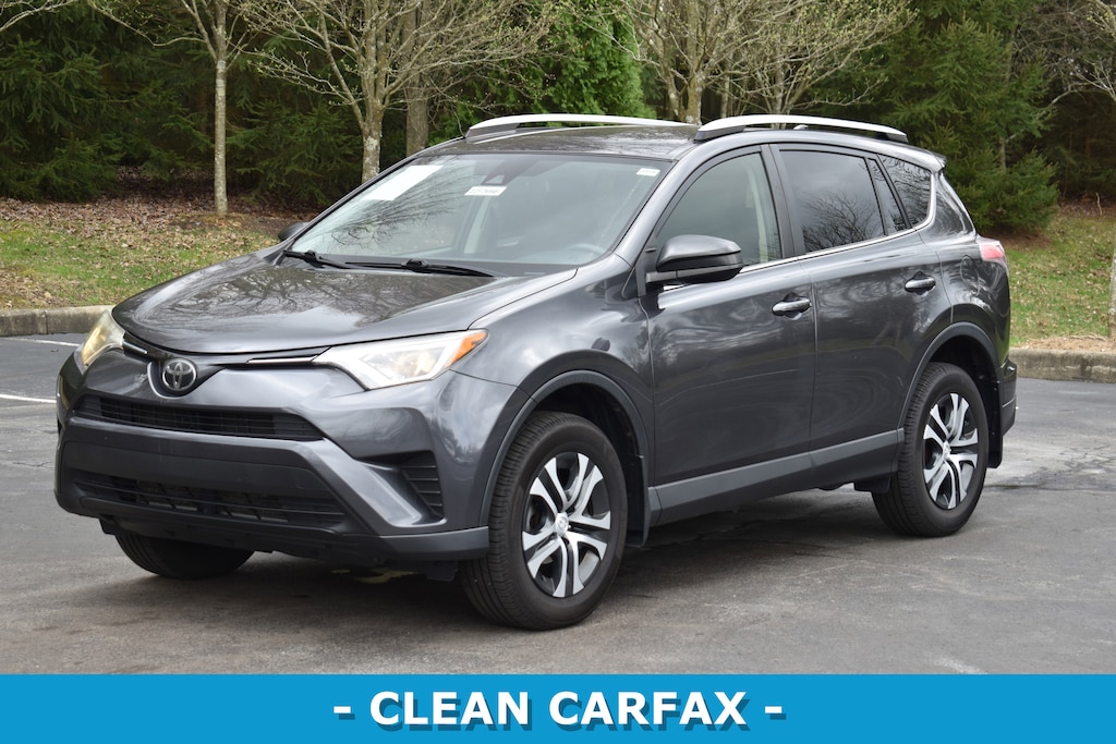Used 2018 Toyota RAV4 LE SUV
