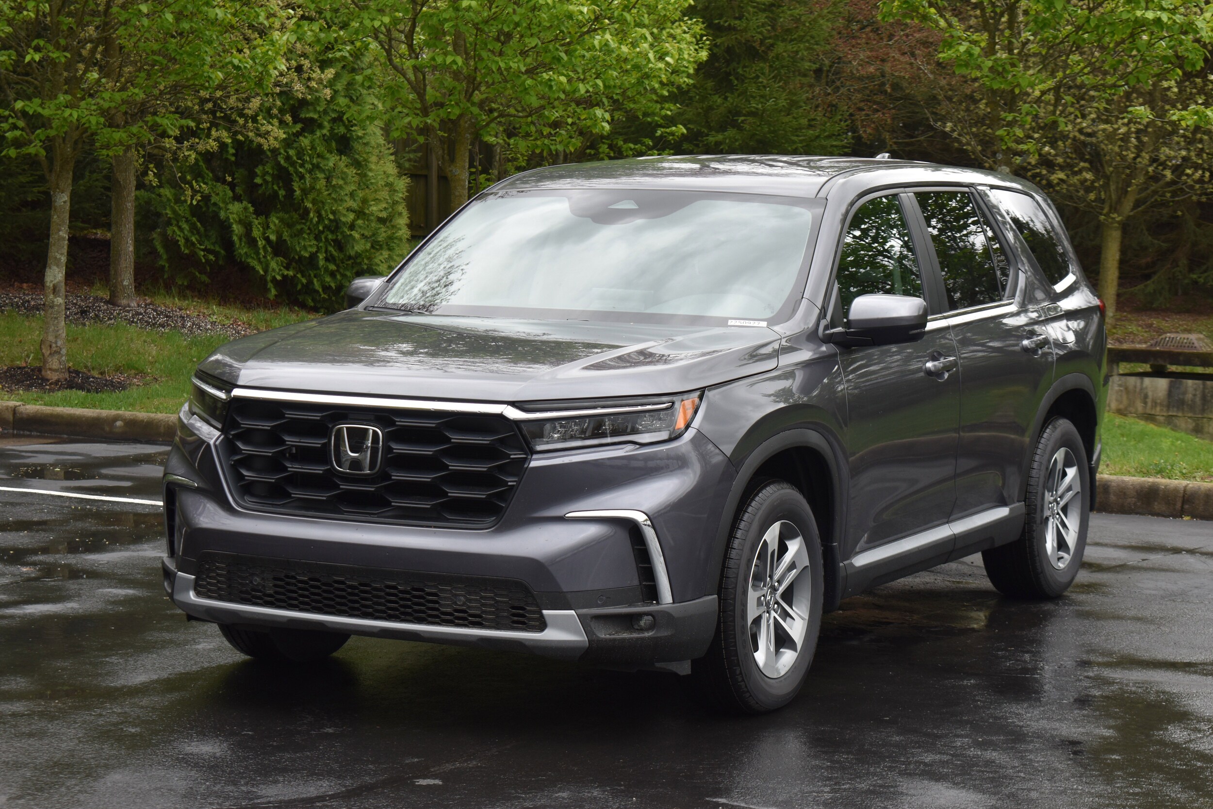 2025 Honda Pilot EX-L photo 3