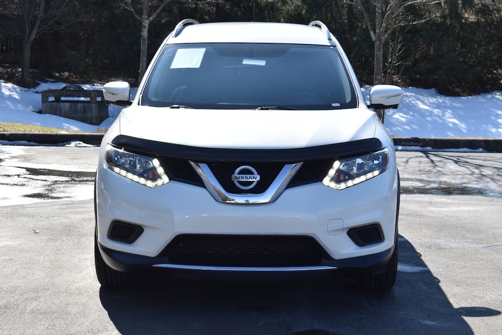 Used 2014 Nissan Rogue SV SUV