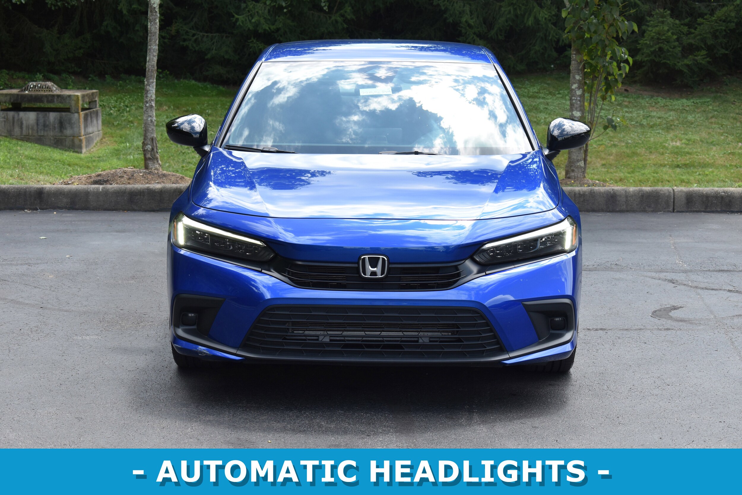 2023 Honda Civic Sport photo 2