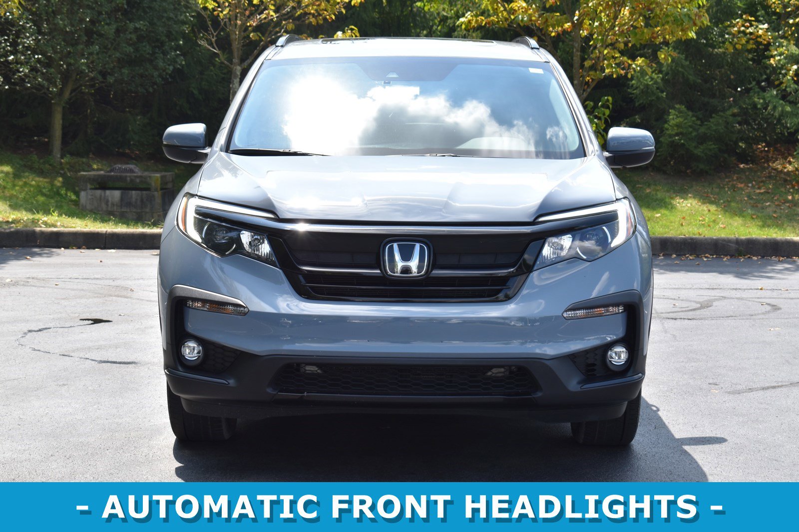 Used 2022 Honda Pilot SE with VIN 5FNYF6H28NB088086 for sale in Florence, KY