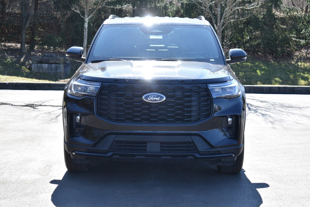 Used 2025 Ford Explorer ST-Line SUV