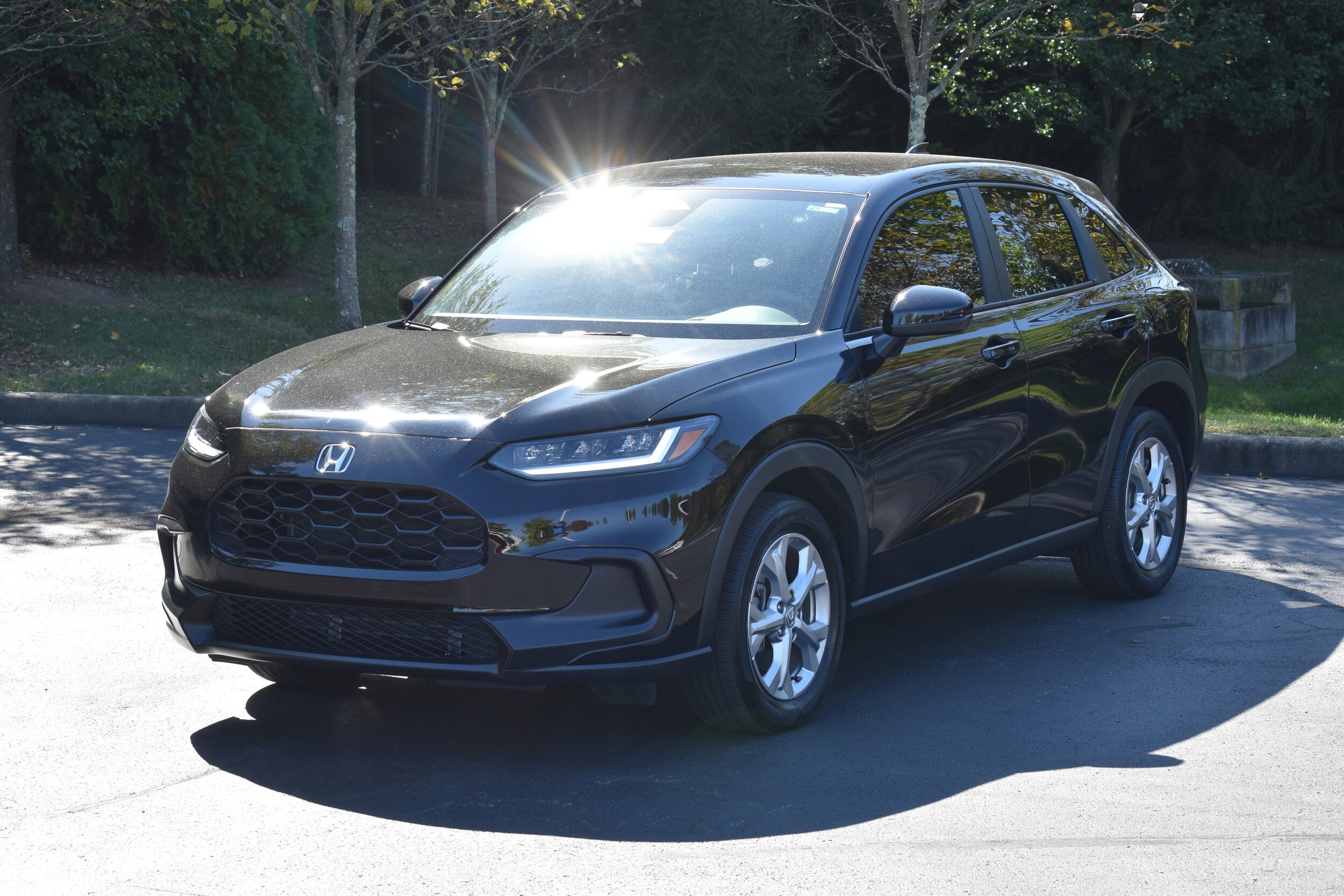 2023 Honda HR-V LX photo 2
