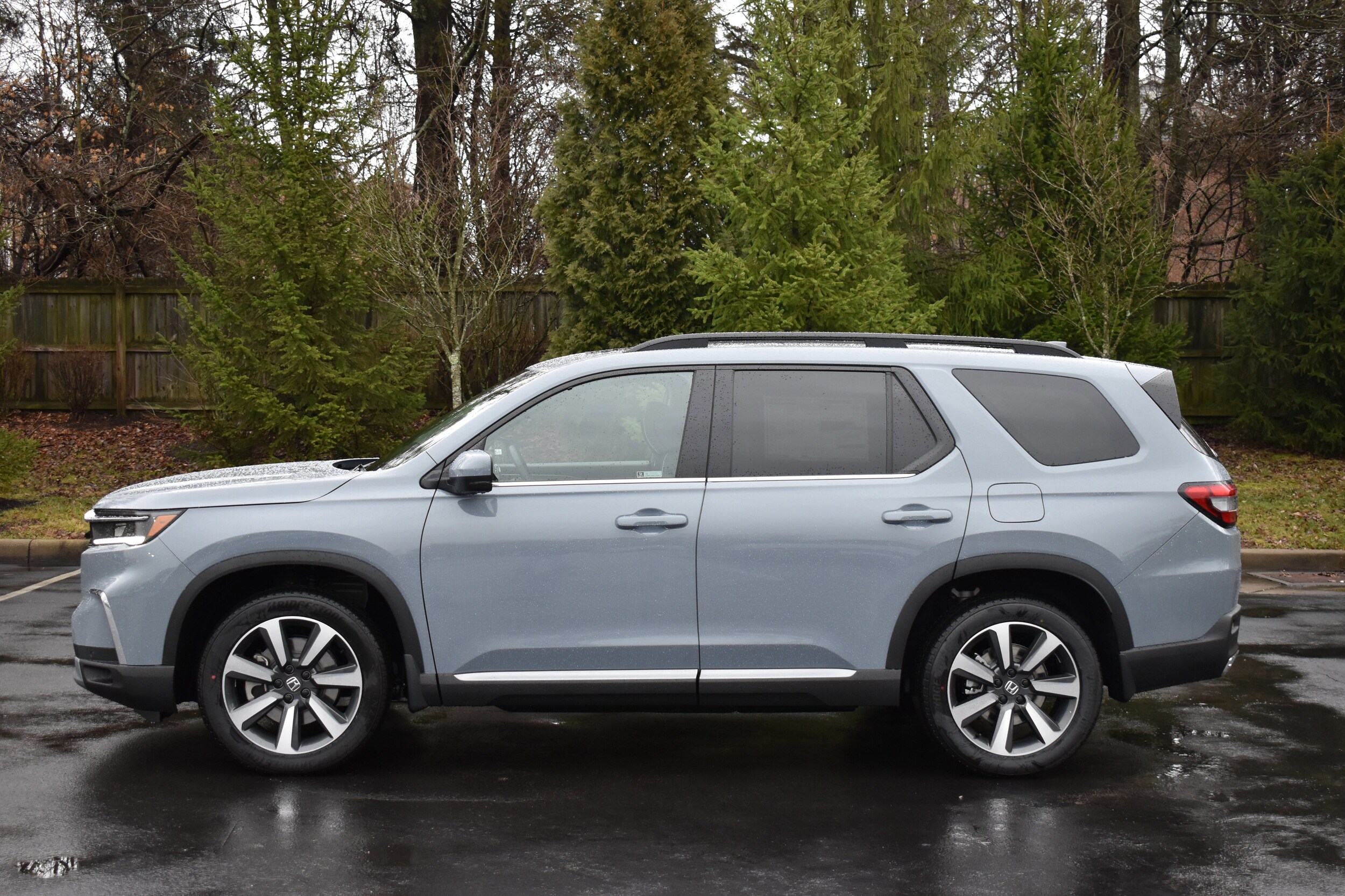 2025 Honda Pilot Elite photo 4