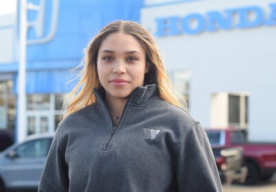 Staff member Amariah Parson-Lewis from ID_829da4c8cc9f