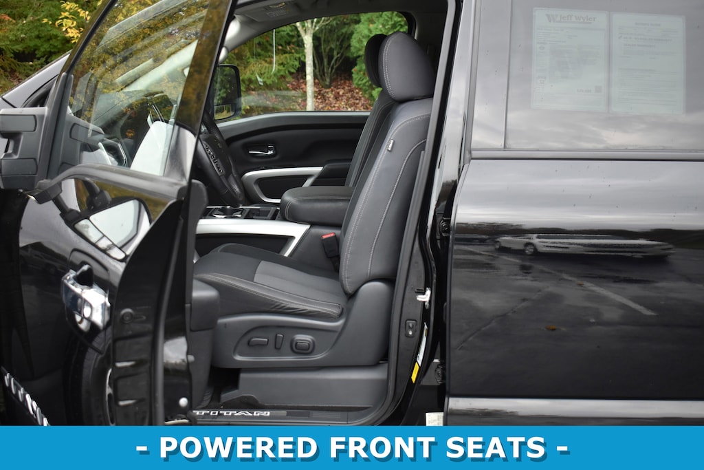 Used 2020 Nissan Titan SV Truck Crew Cab