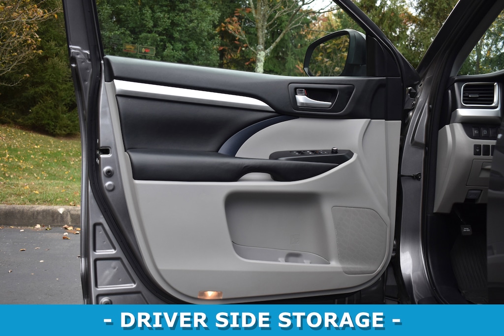 Used 2017 Toyota Highlander XLE V6 SUV