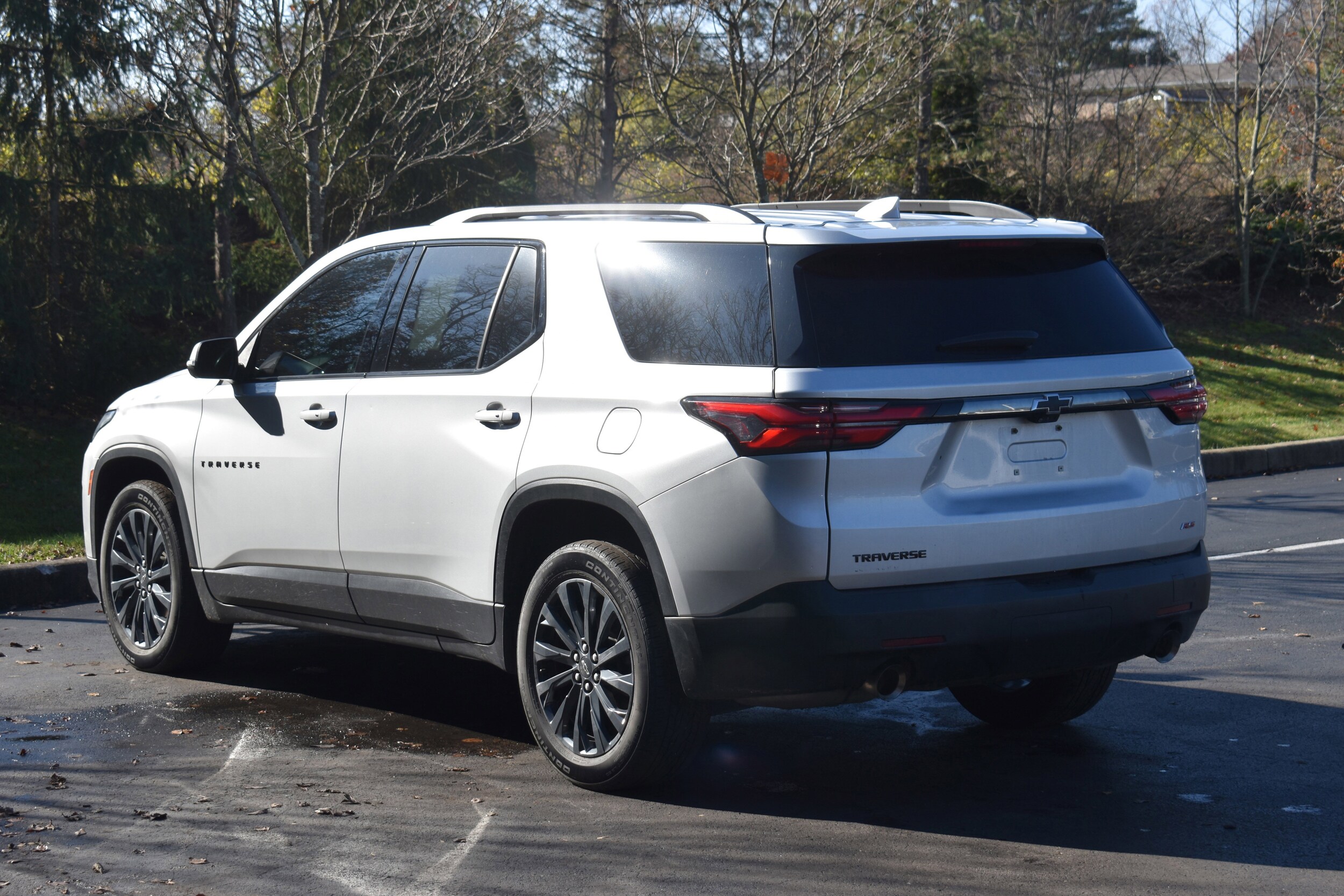 2022 Chevrolet Traverse RS photo 3