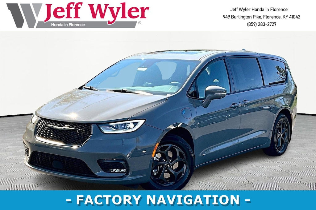 Used 2022 Chrysler Pacifica Hybrid Limited Van Passenger Van