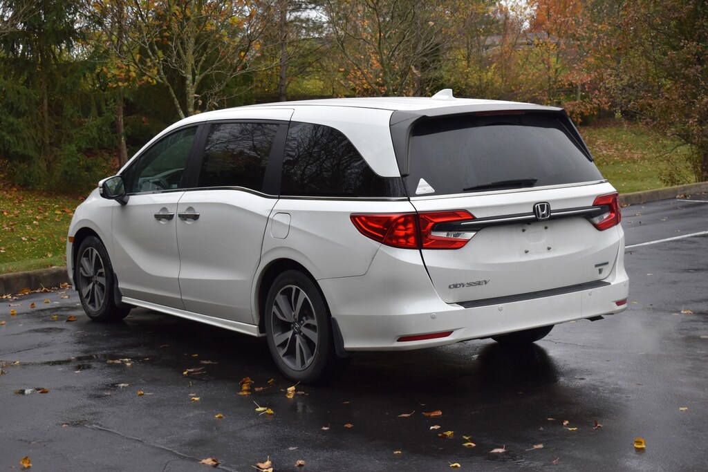 Used 2021 Honda Odyssey Touring Van
