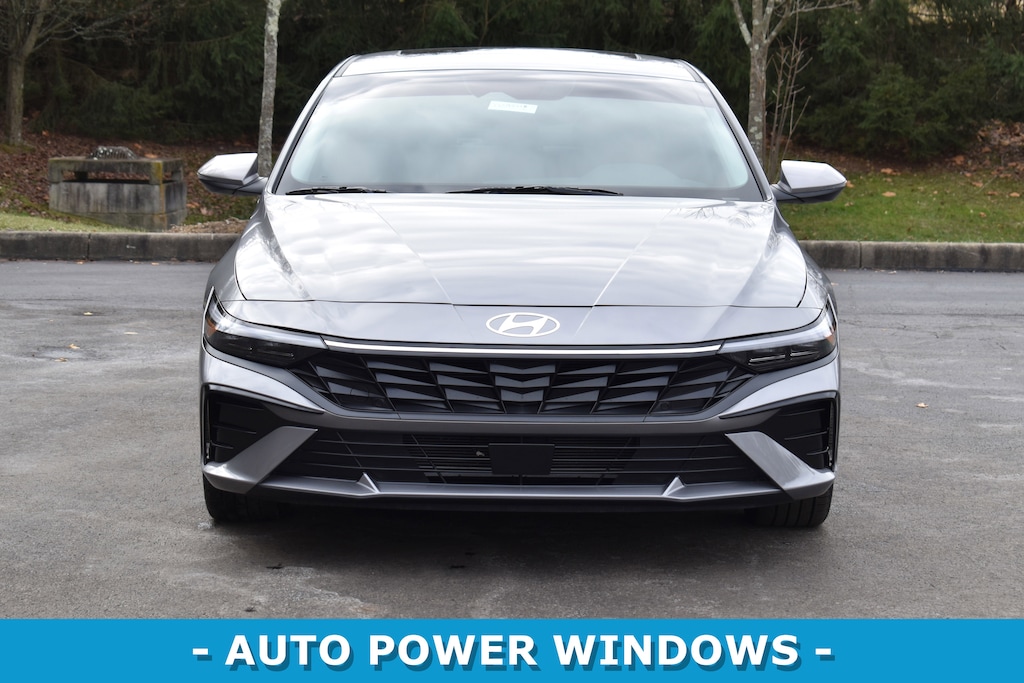 Used 2025 Hyundai Elantra Limited Sedan