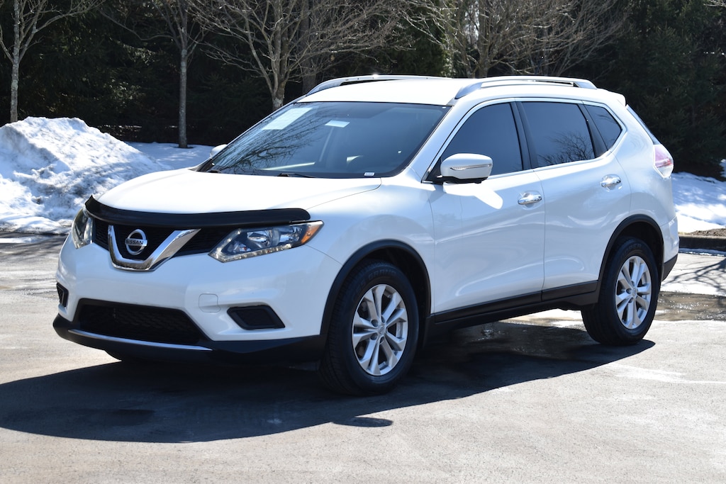 Used 2014 Nissan Rogue SV SUV