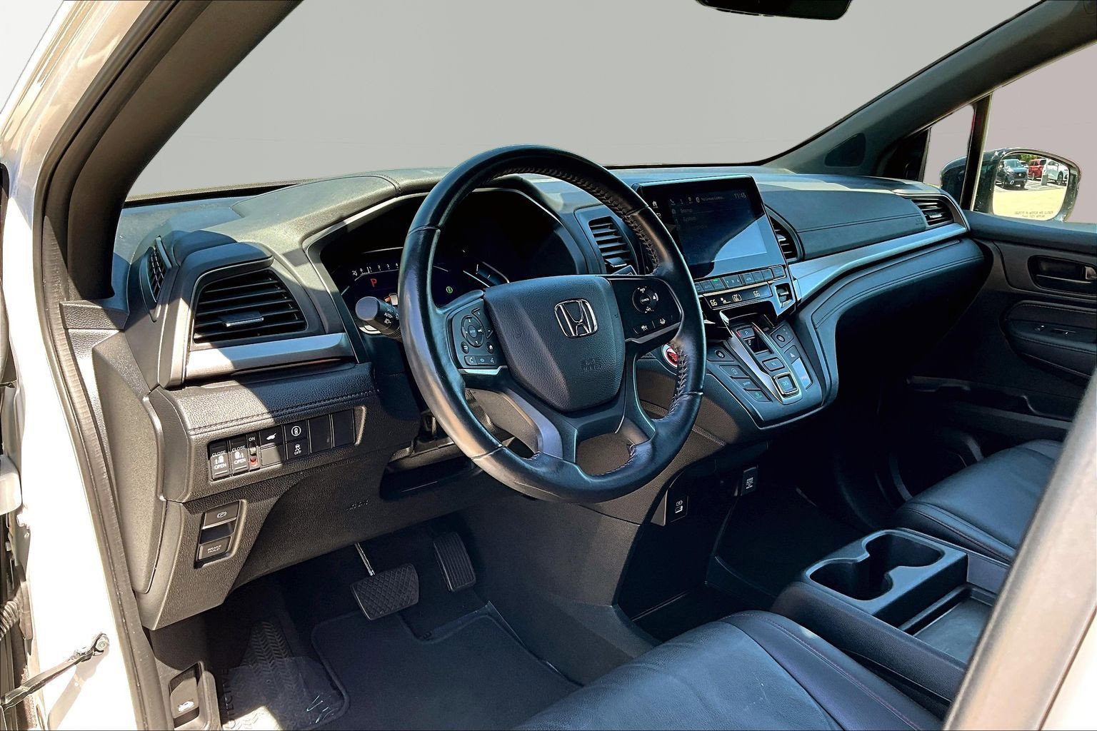 2023 Honda Odyssey SPORT - Photo 18