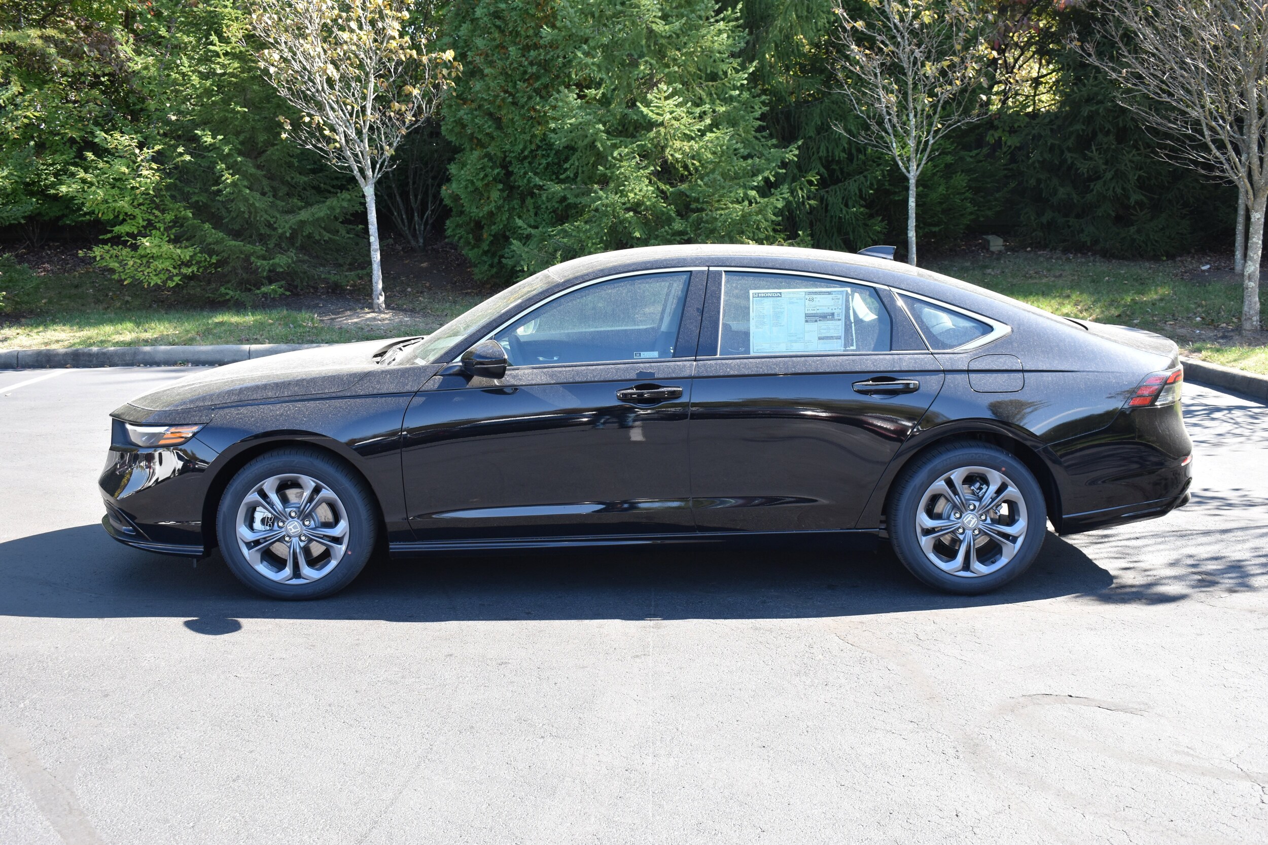 2025 Honda Accord Hybrid EX-L photo 3