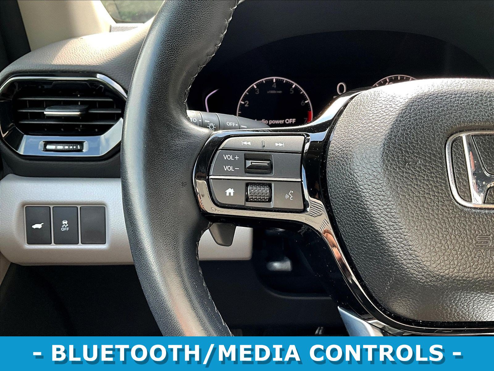 2025 Honda Pilot EX-L - Photo 14