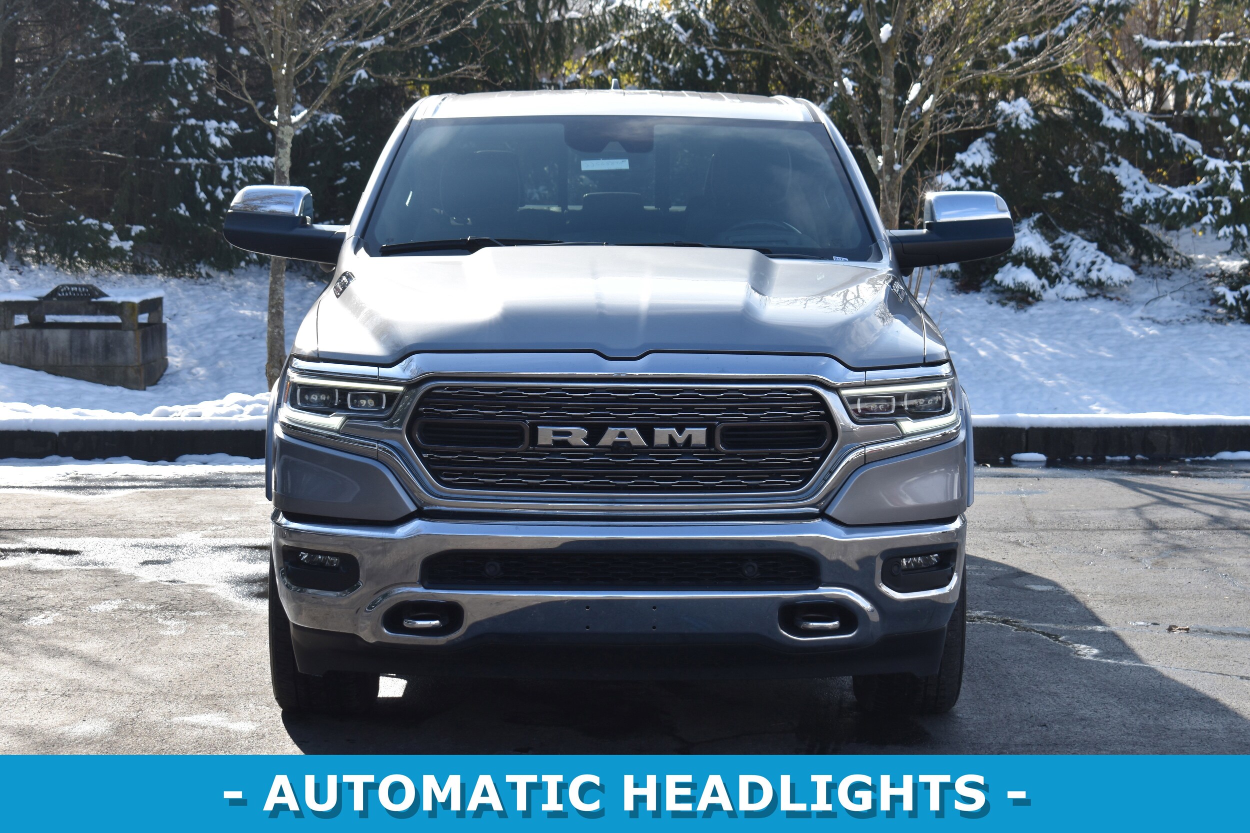 2021 Ram 1500 Limited photo 2