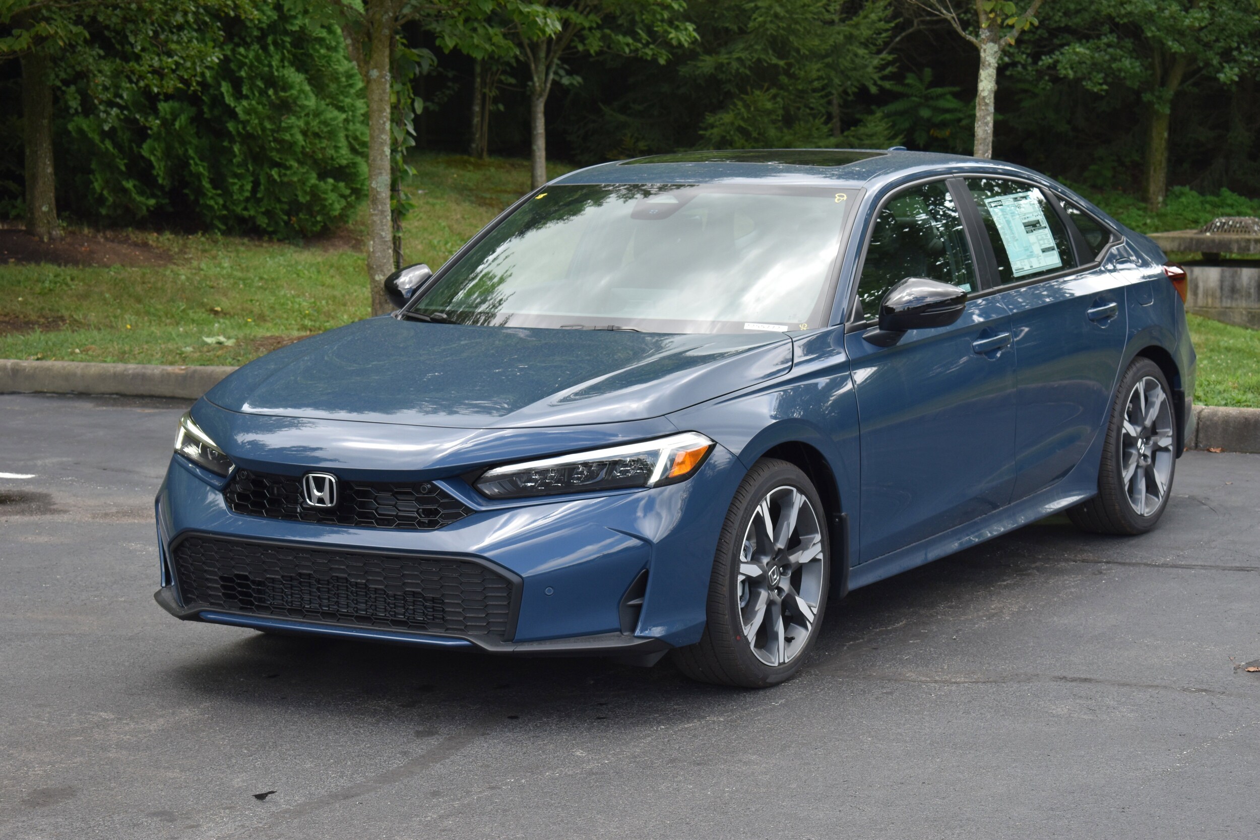 2026 Honda Civic Hybrid Sport Touring photo 2