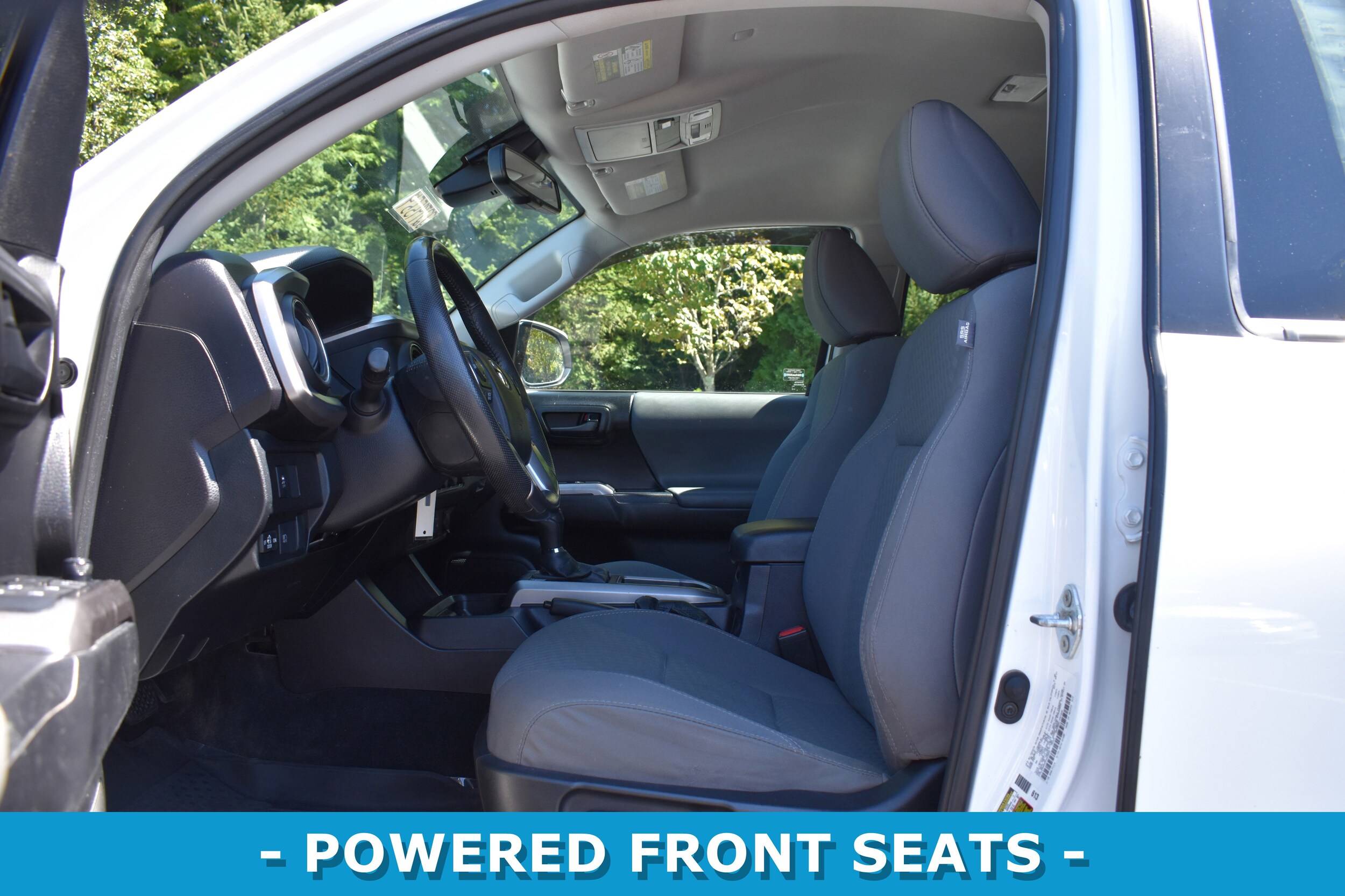 2021 Toyota Tacoma SR5 V6 photo 4
