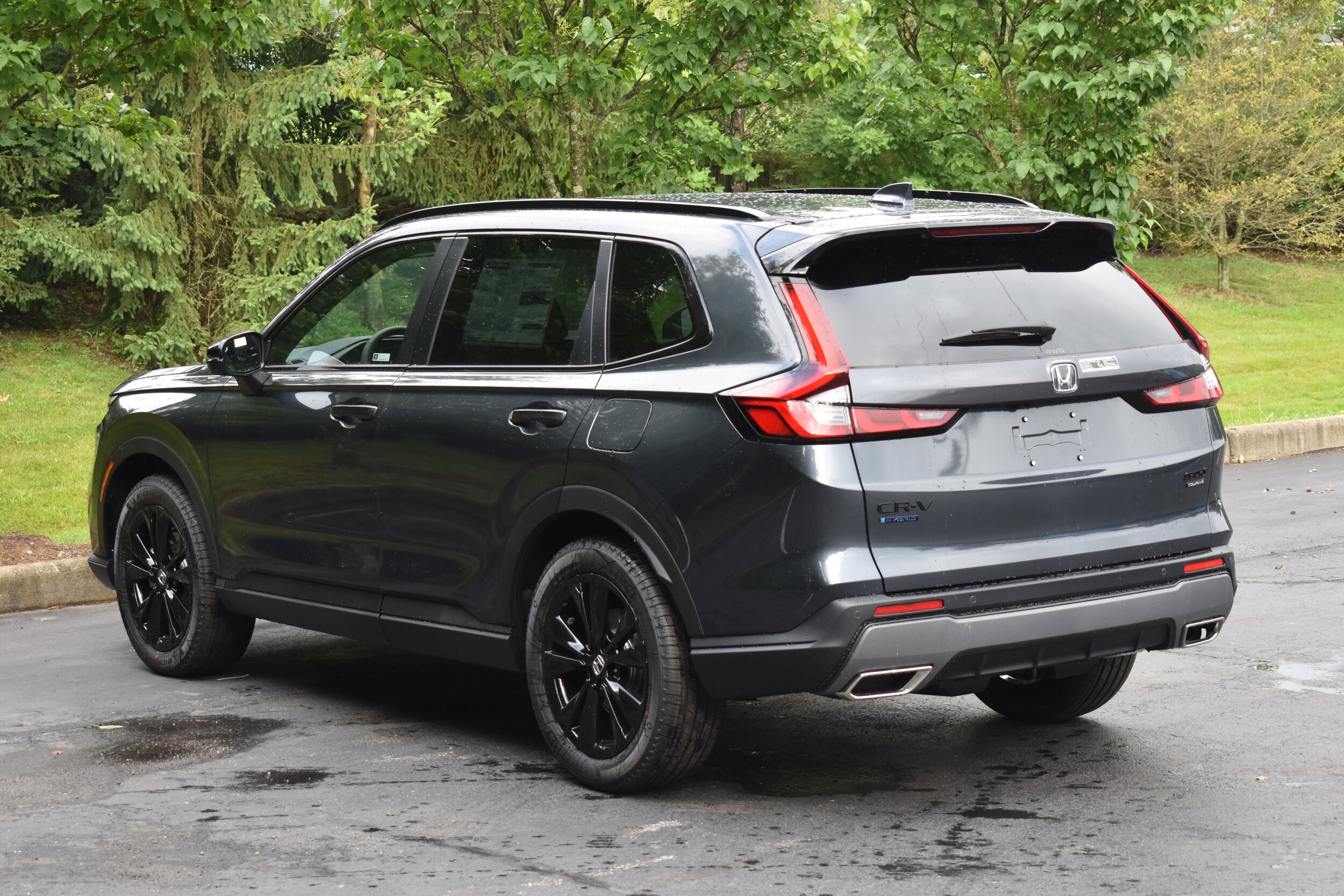 2026 Honda CR-V Hybrid Sport Touring photo 3