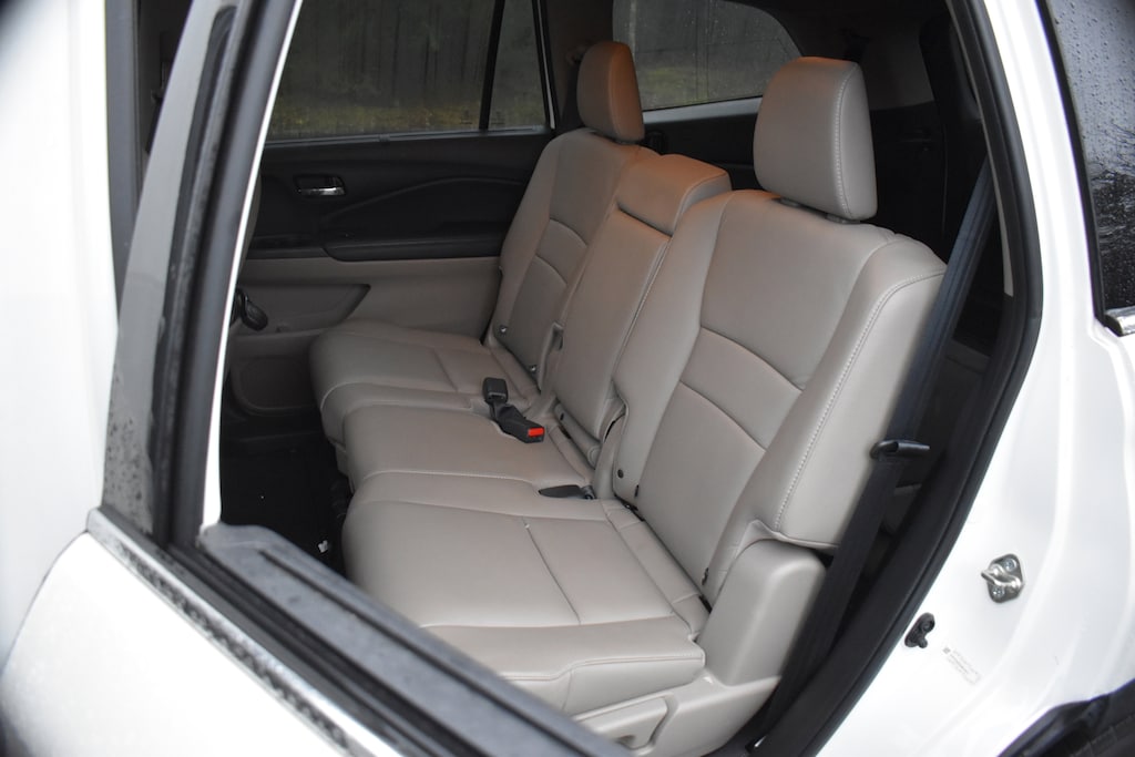 Used 2016 Honda Pilot EX-L w/RES AWD SUV