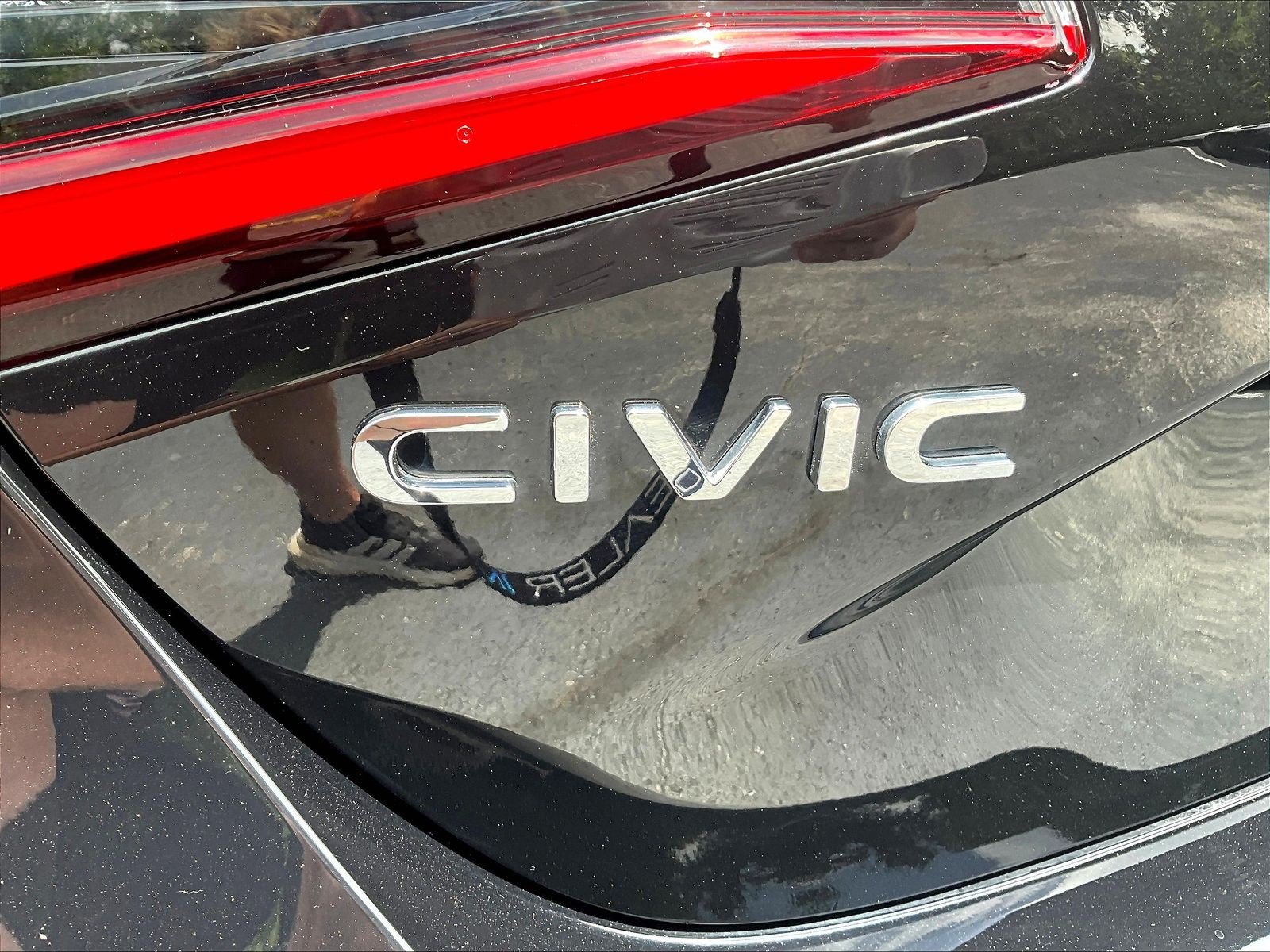 2024 Honda Civic Hatchback EX-L - Photo 26
