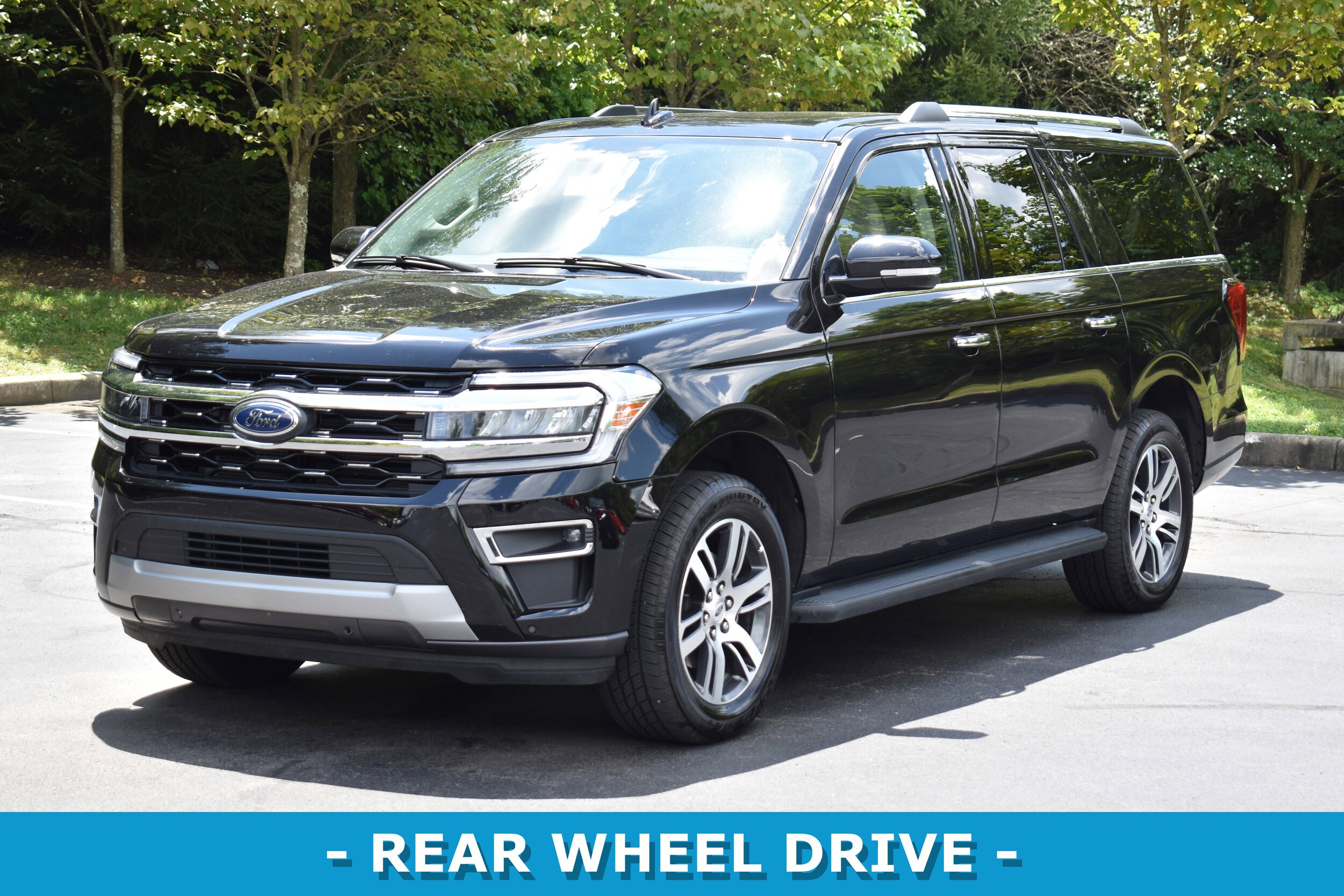 2024 Ford Expedition MAX Limited photo 3