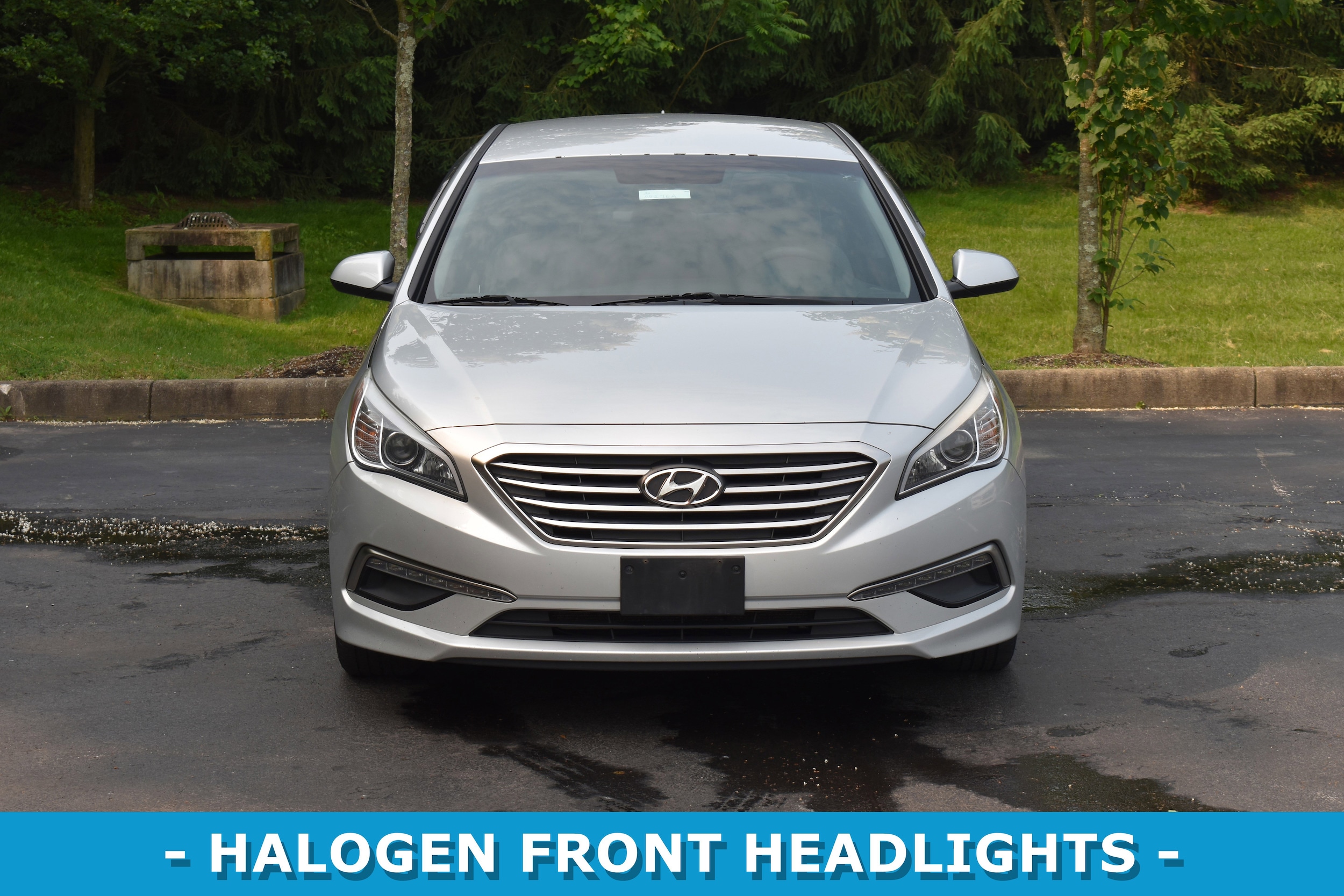 Used 2015 Hyundai Sonata SE with VIN 5NPE24AF7FH155702 for sale in Florence, KY